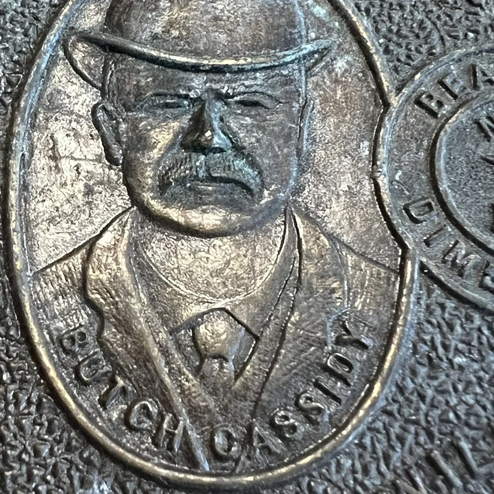 Vintage Napoleon Pinkerton Gallery Belt Buckle Butch Cassidy Sundance Kid R-36